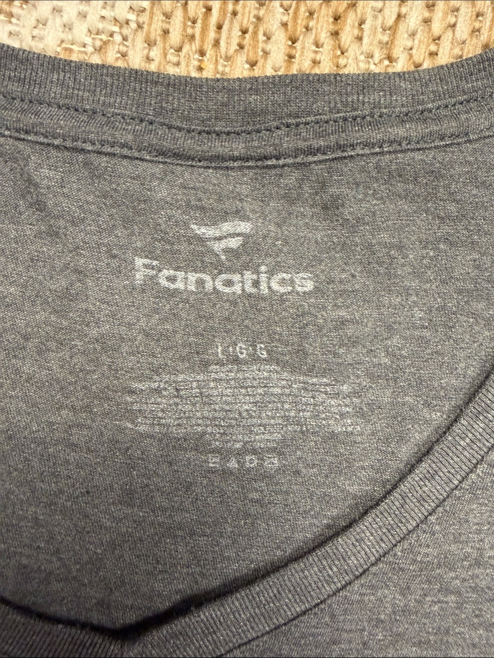 Fanatics Gray V-Neck Tee with Pink Phillies Script - Picture 2 of 2
